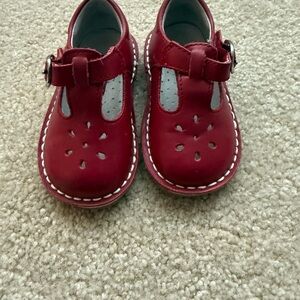L’Amour Classic Red Kids Shoes, Size 5
